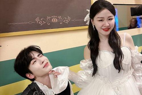 娱乐圈吃瓜张凌赫小说,张凌赫的瓜田奇遇记